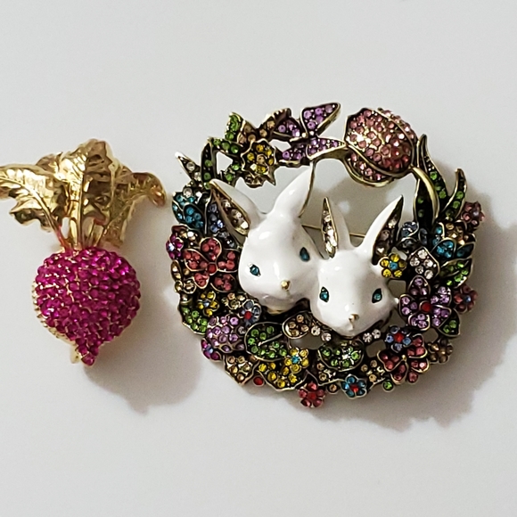 Easter bunny brooch enamel butterflies flowers wreath rhinestones New STUNNING - Picture 4 of 10